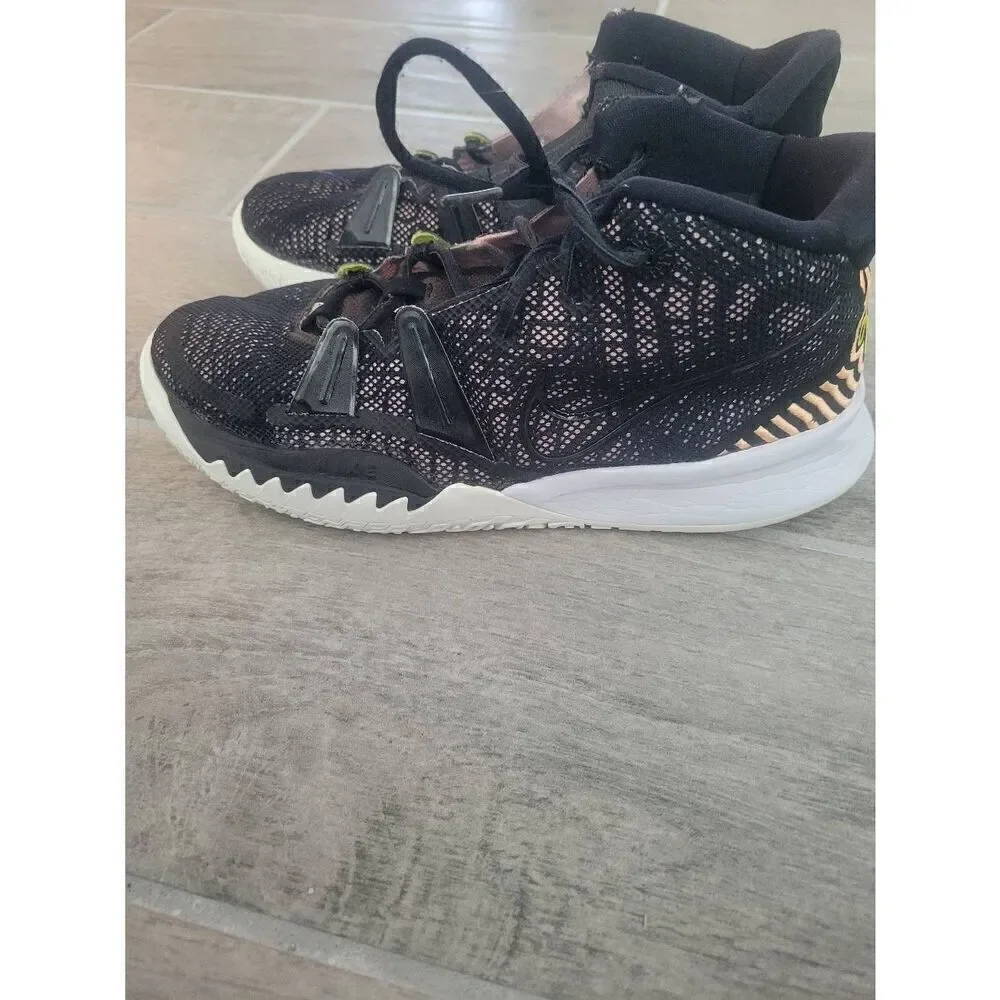 Nike Kyrie Ripple Effect Youth Size‎ 5.5